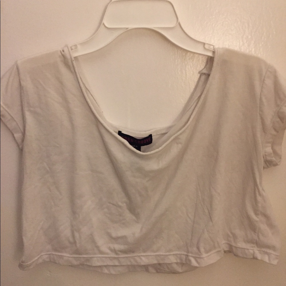 One shoulder while scoop neck crop top